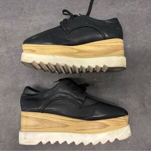 Timesize Black and Tan Platform Oxfords